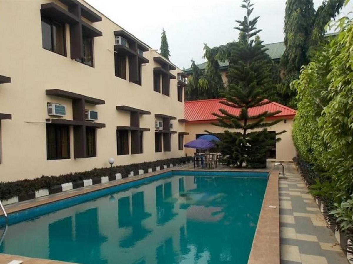 Room In Lodge - Ambience Hotels Abujahome For Leisure And Business Travellers Exterior foto